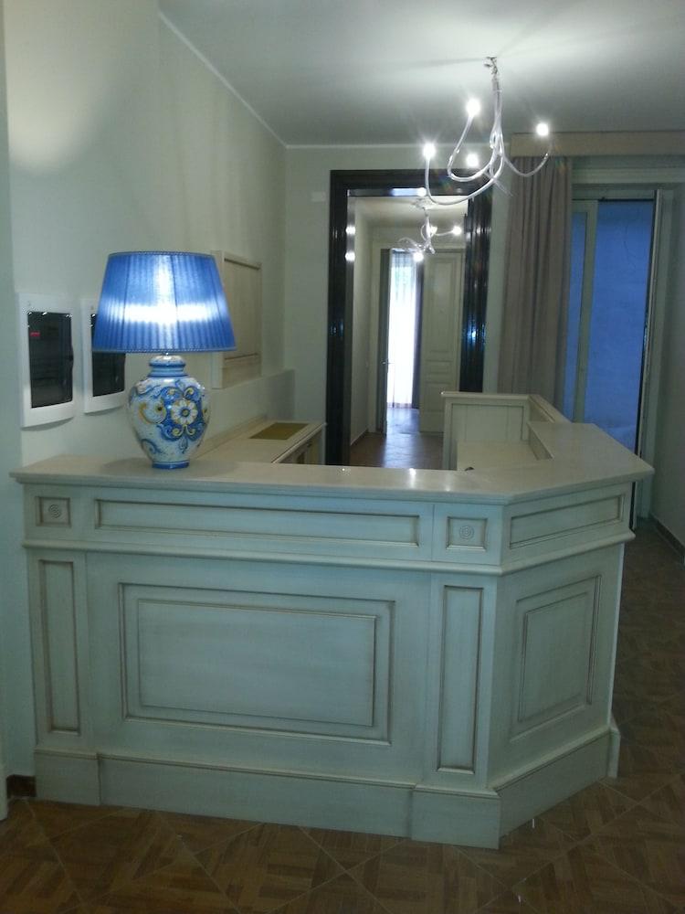 Umberto House Catania Hotel Eksteriør billede