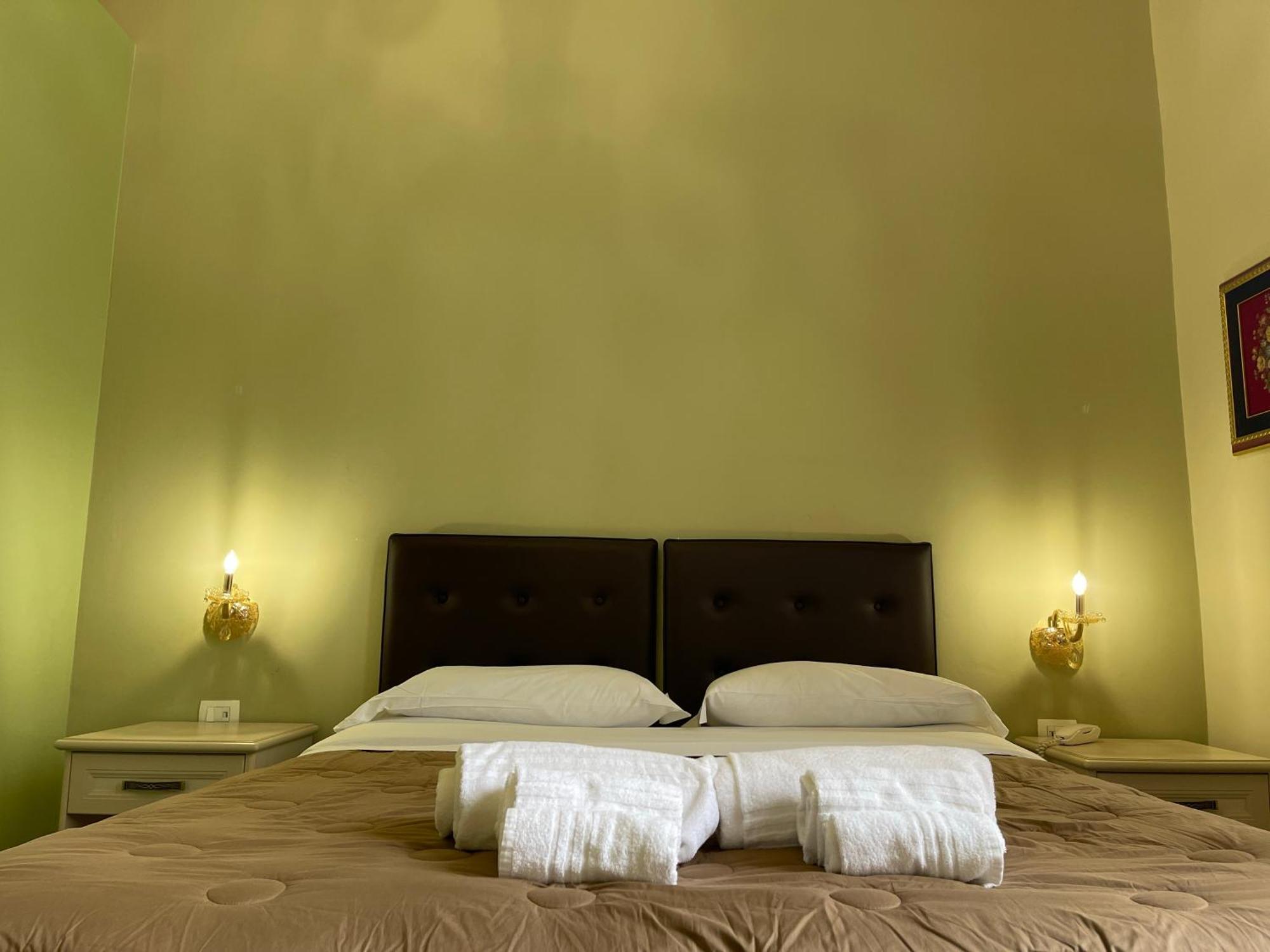 Umberto House Catania Hotel Eksteriør billede